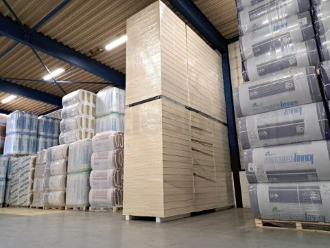 B-keus PIR 2-zijdig aluminium 1200x600x140mm Rd: 6,36 (0,72m²)